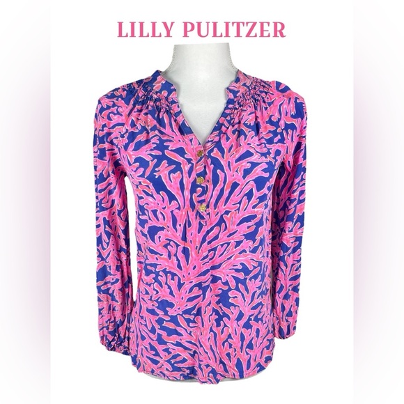 Lilly Pulitzer | Elsa Blouse in Samba Coral Print - Picture 2 of 9